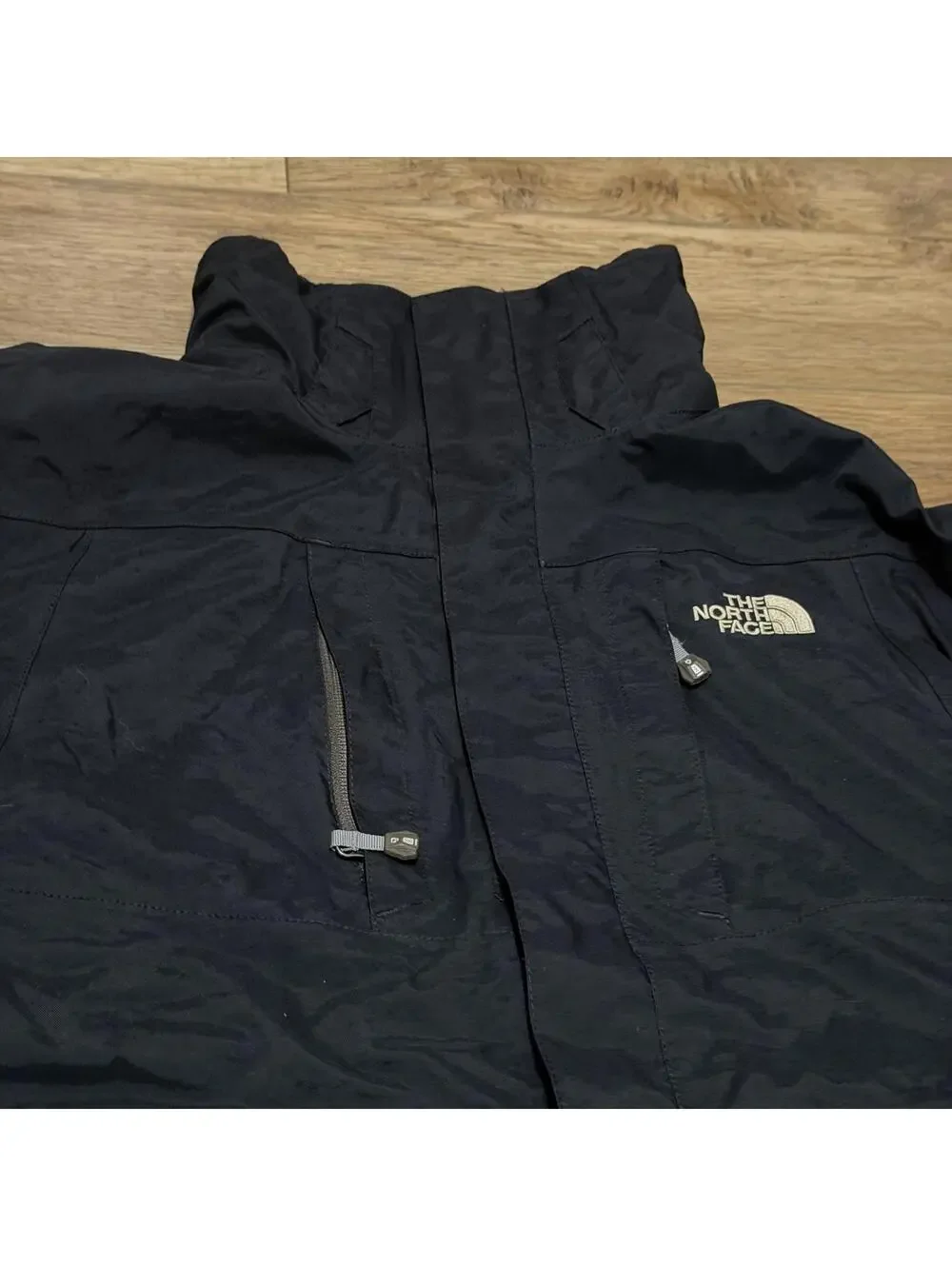 The North Face HyVent RECCO Men's Large Black Ski Jacket